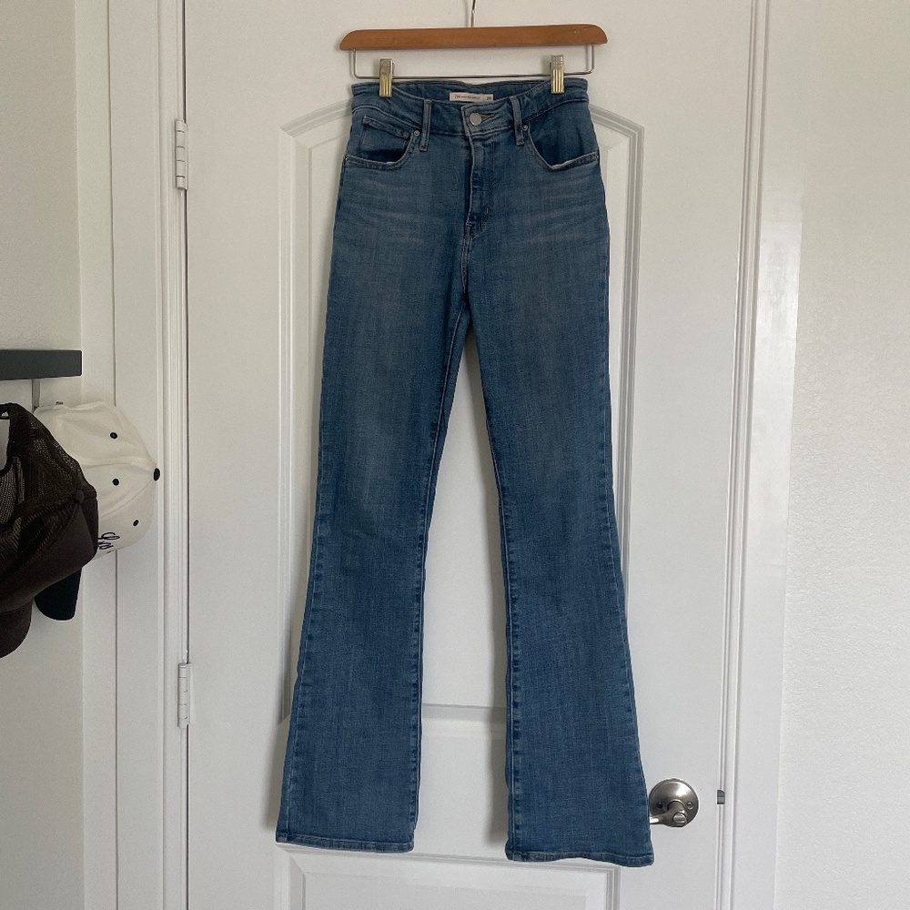 Levi’s bootcut jeans